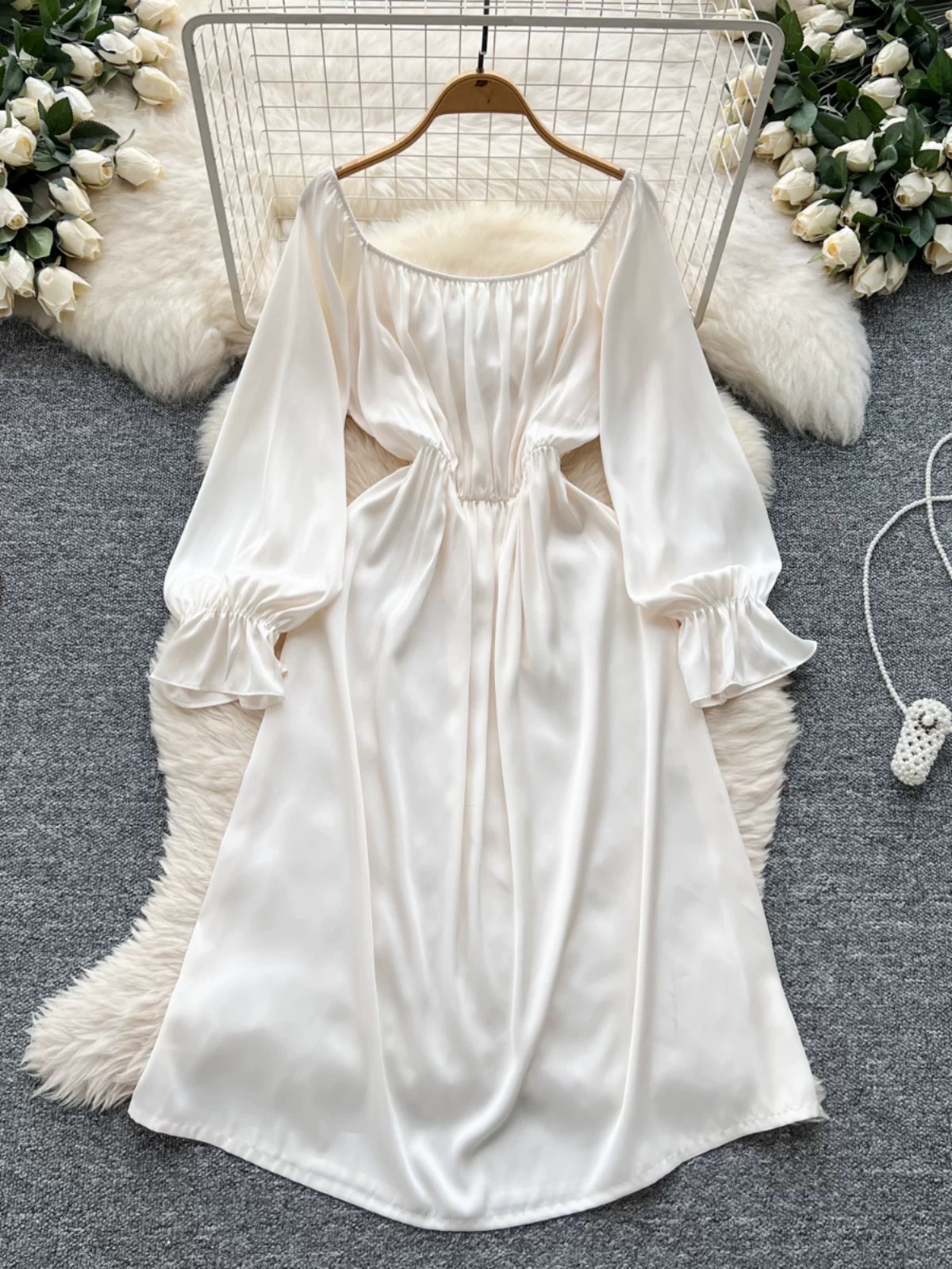 Raging beauty silk night dress SW127 images